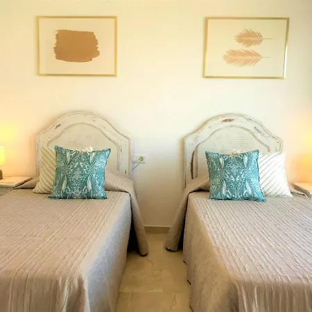 Penthouse Bermuda 9 * إِستيبونا